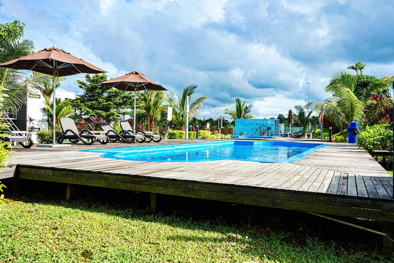 Lakeview Terrace Resort Pengerang Extérieur photo