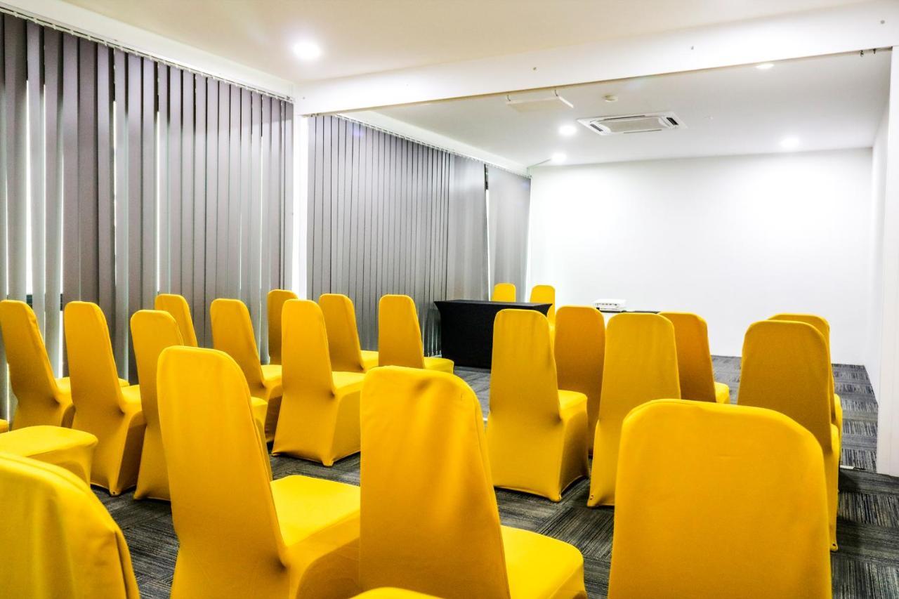 Lakeview Terrace Resort Pengerang Extérieur photo