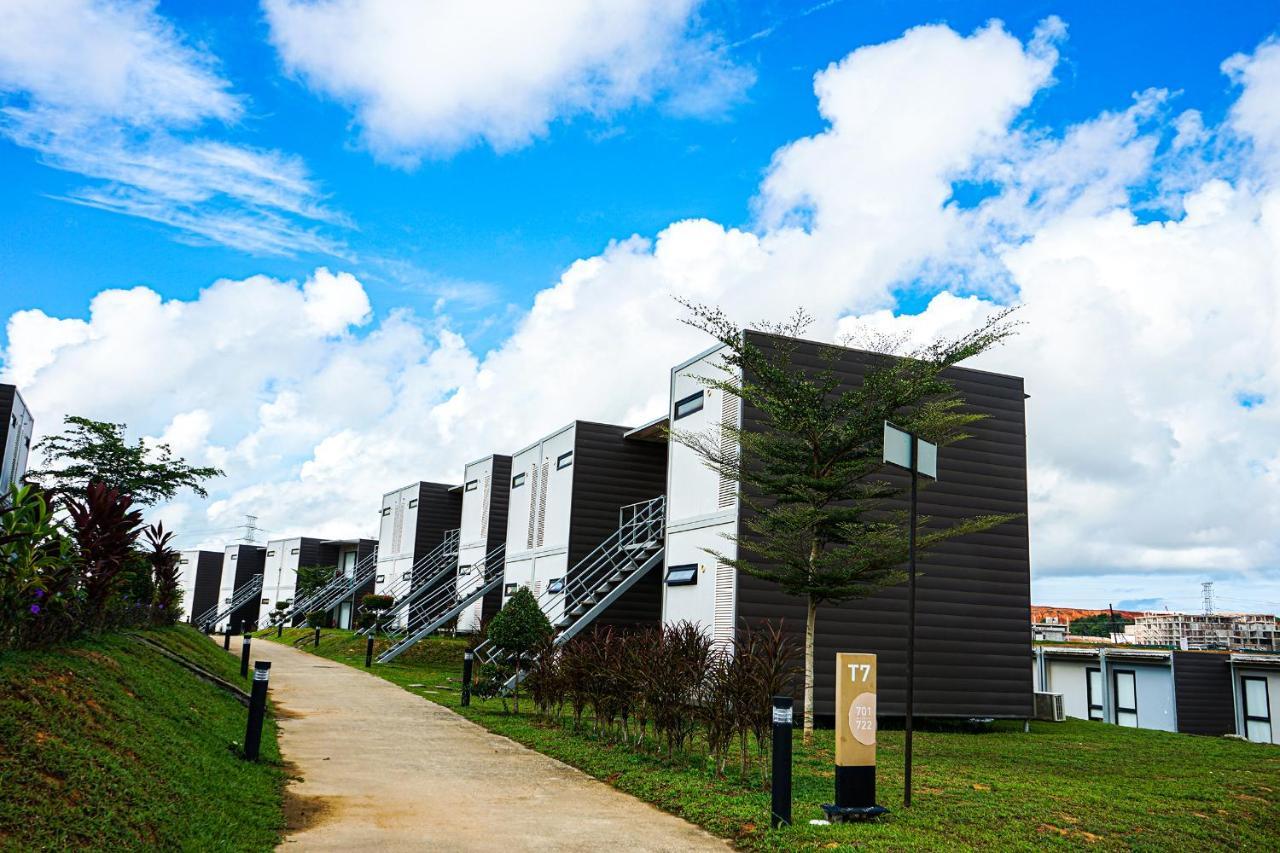 Lakeview Terrace Resort Pengerang Extérieur photo