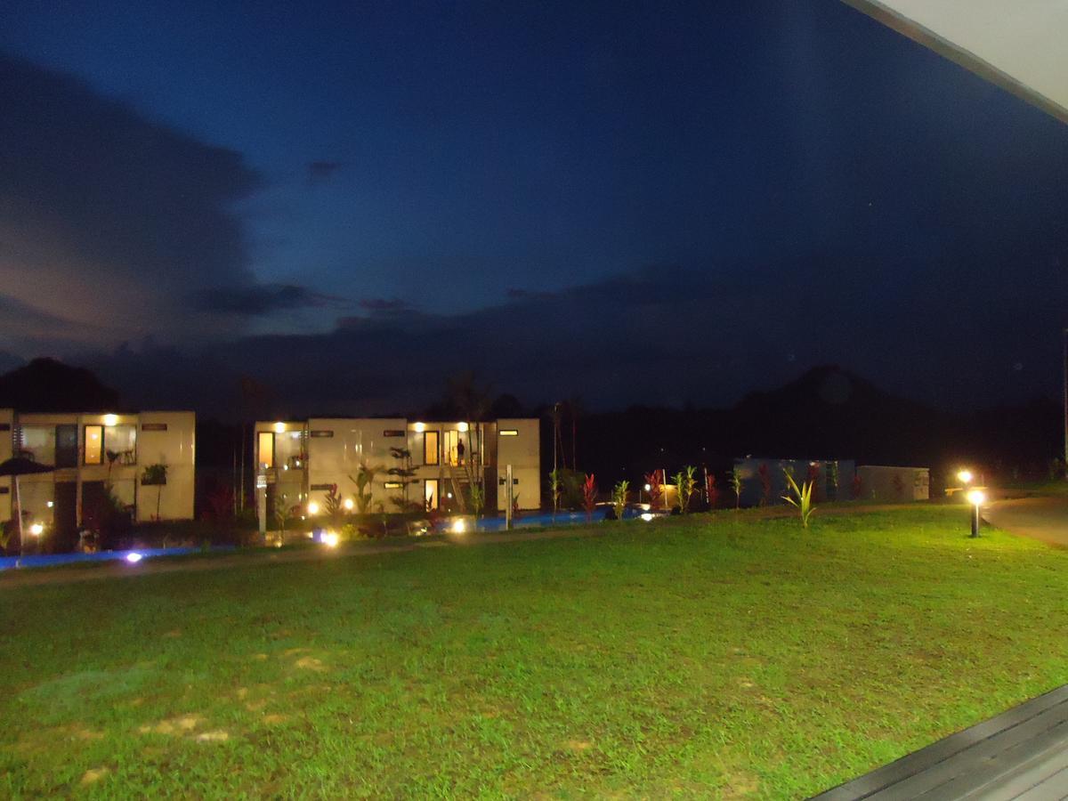 Lakeview Terrace Resort Pengerang Extérieur photo