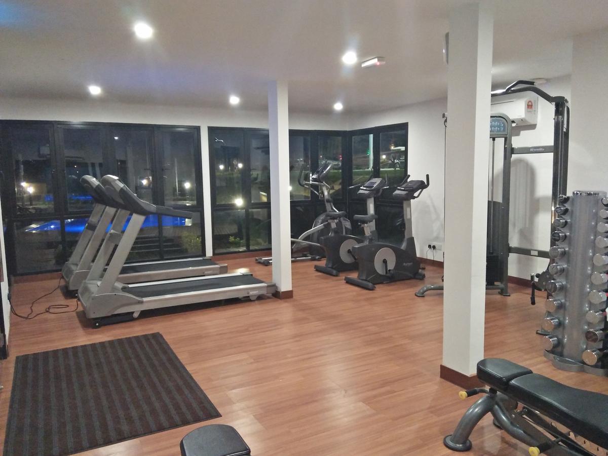 Lakeview Terrace Resort Pengerang Extérieur photo