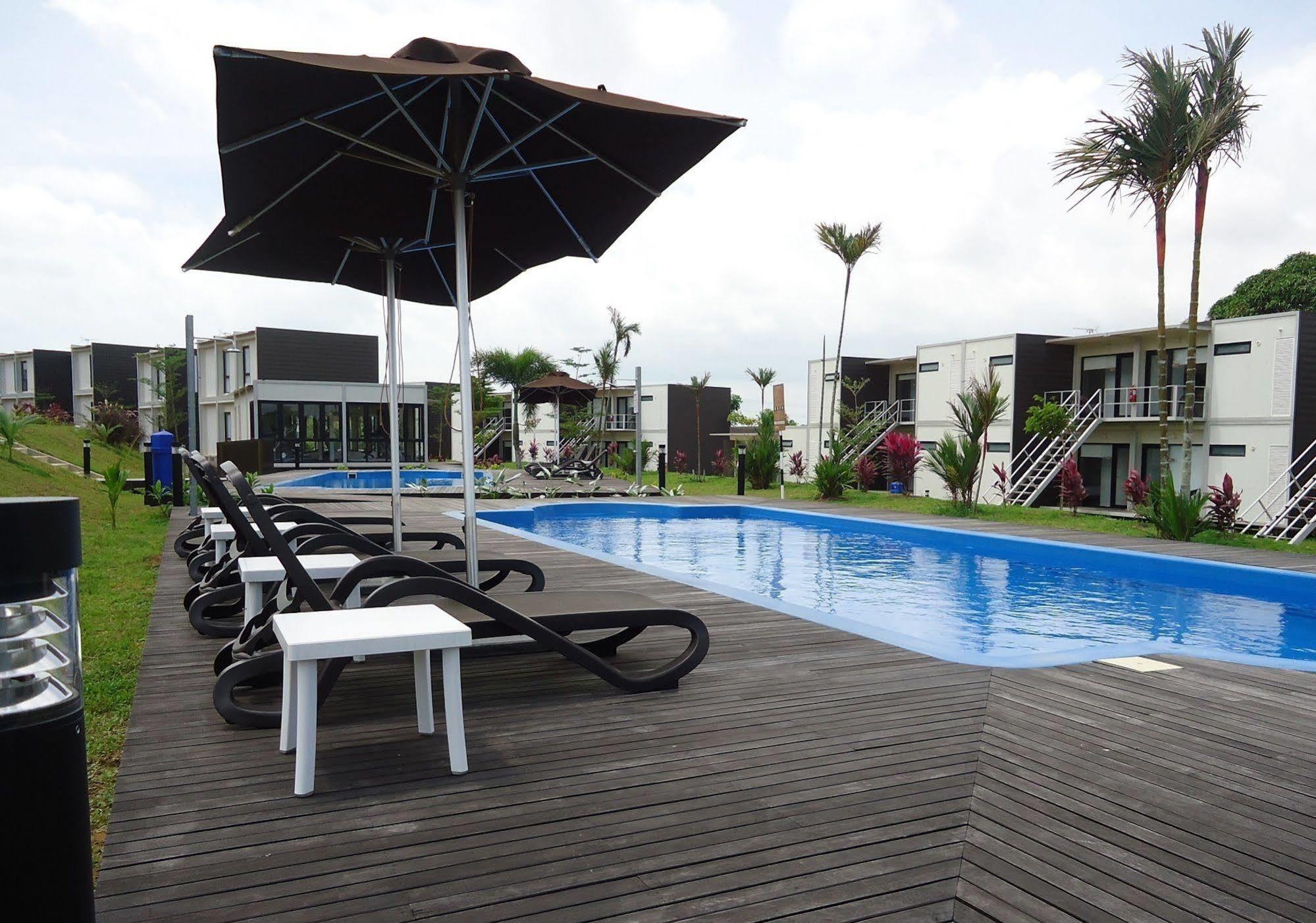 Lakeview Terrace Resort Pengerang Extérieur photo